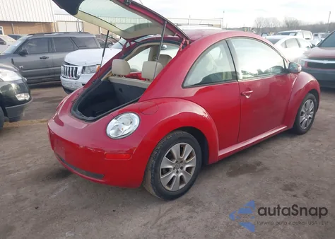 2009 Volkswagen New Beetle 2.5L from USA, damaged, VIN 3VWRW31C59M506480